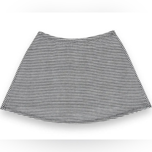 NWT LISA SAYS GAH CAVIAR GINGHAM DARCY SKORT - Picture 2 of 7